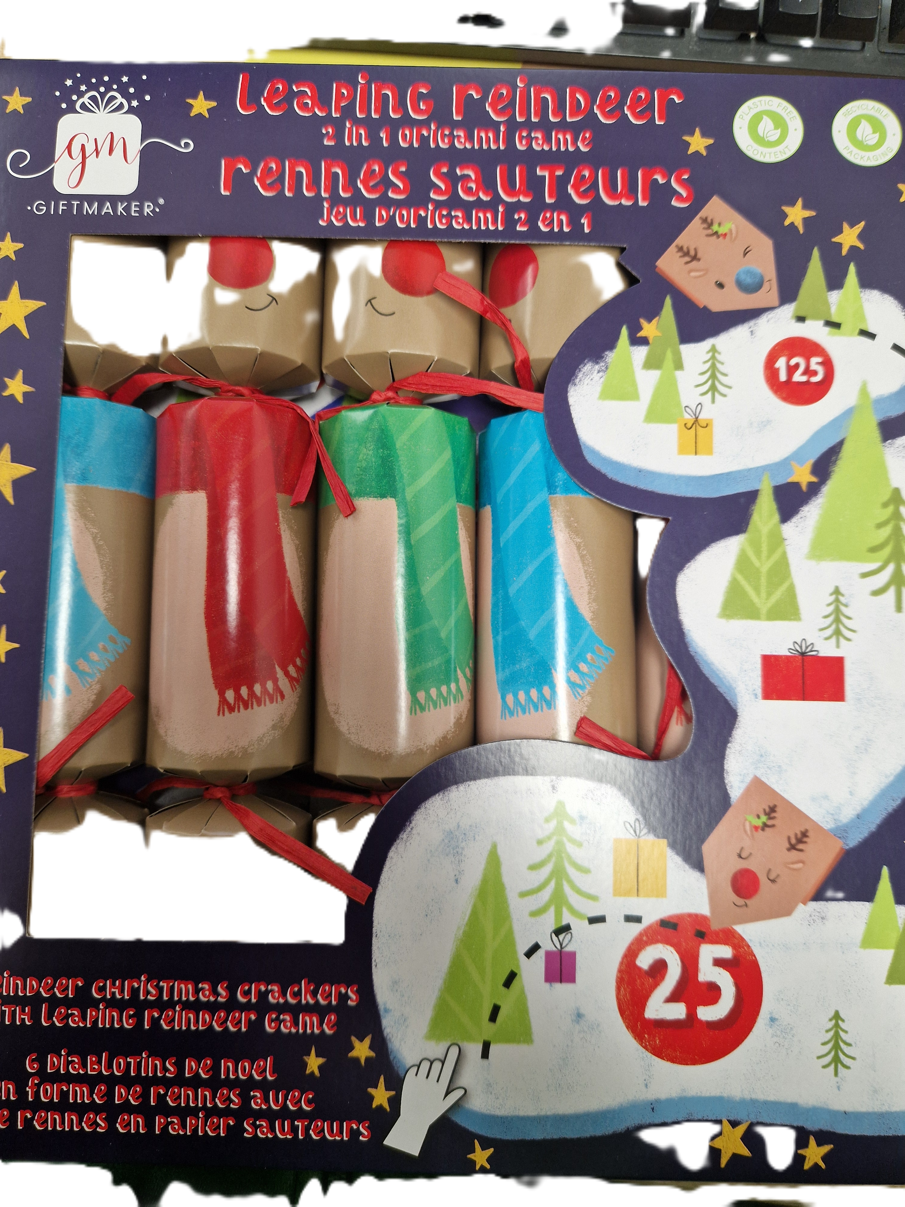 Lea ping reindeer Christmas crackers