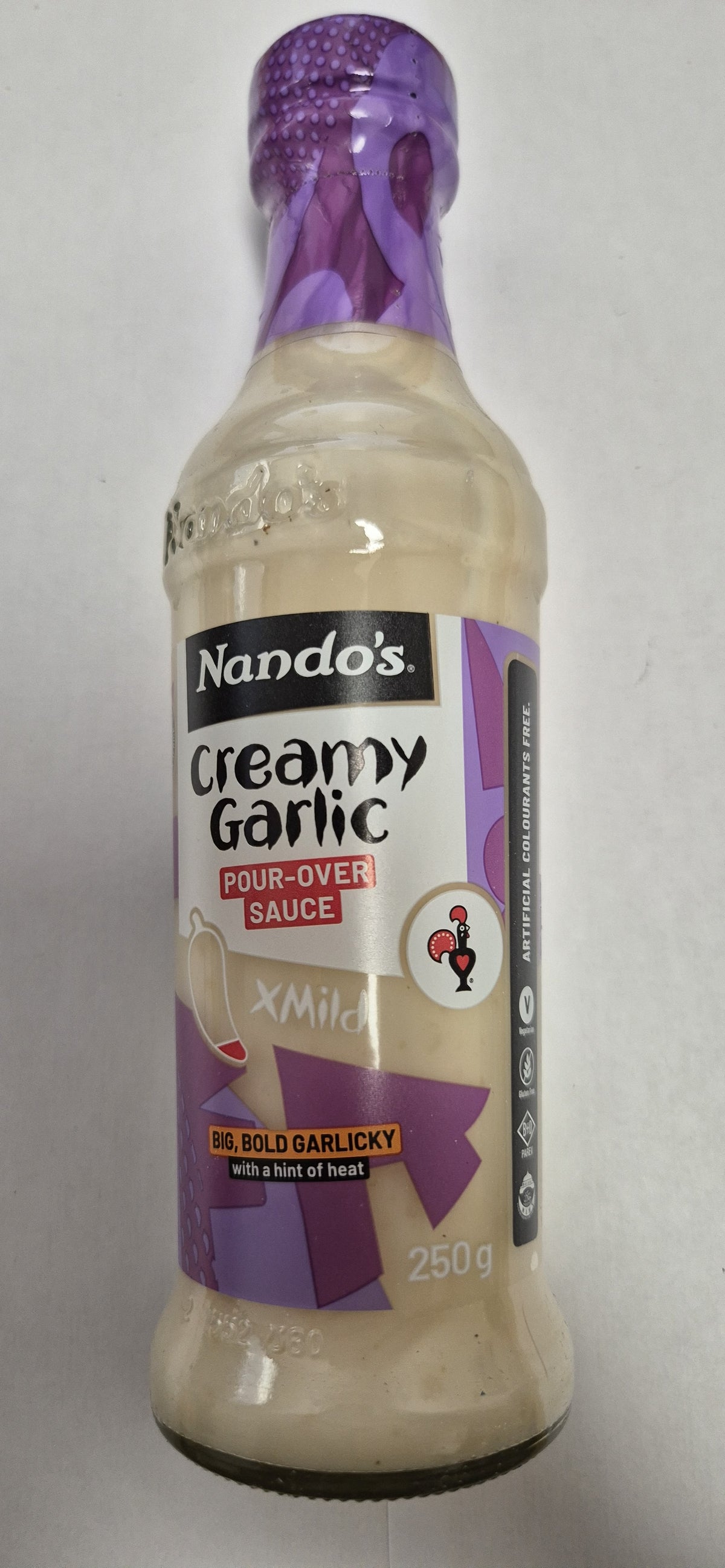 Nandos Creamy Garlic X Mild pour over sauce