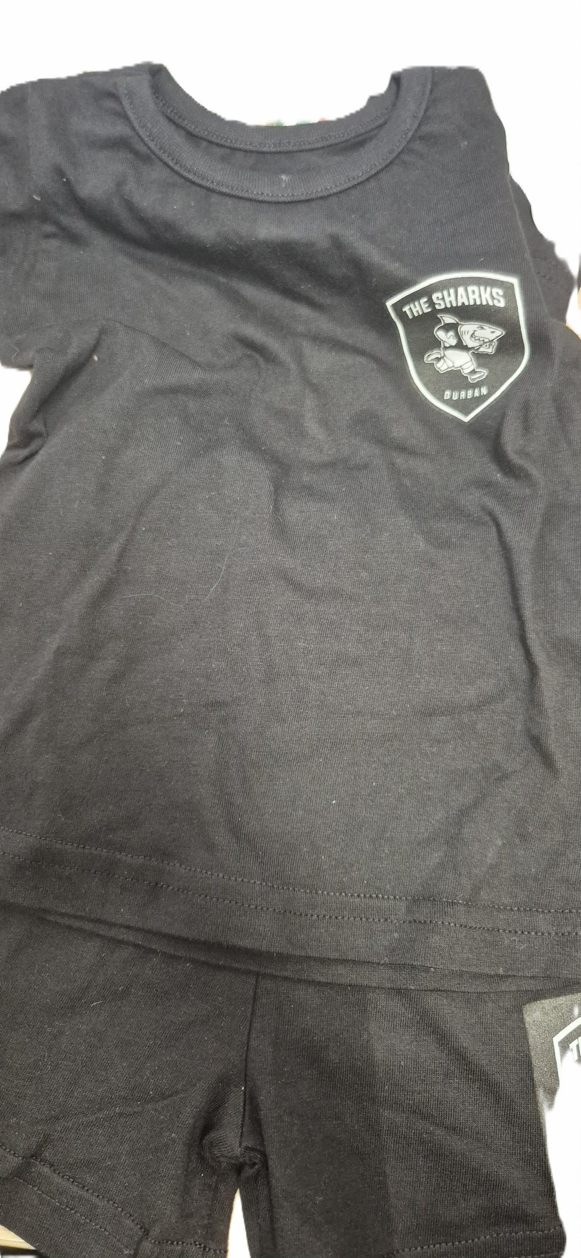 Sharks  baby T-shirt and shorts 6-12months